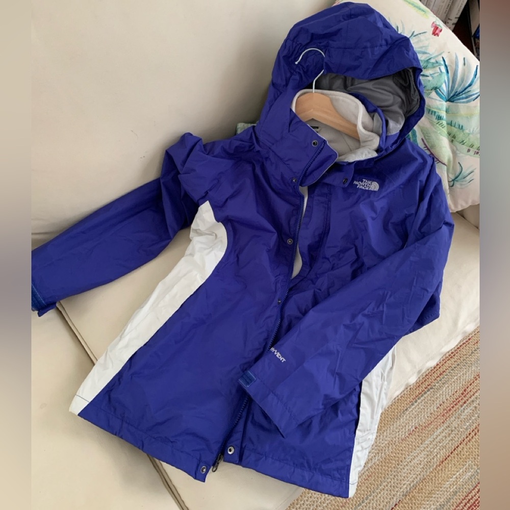 The north face 2 in one jacket, Hyvent, big girl size 16